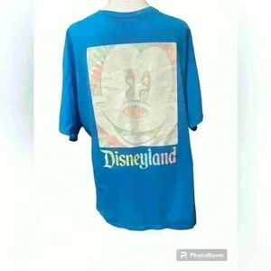 Mickey Mouse Disneyland shirt. Light blue. Good condition